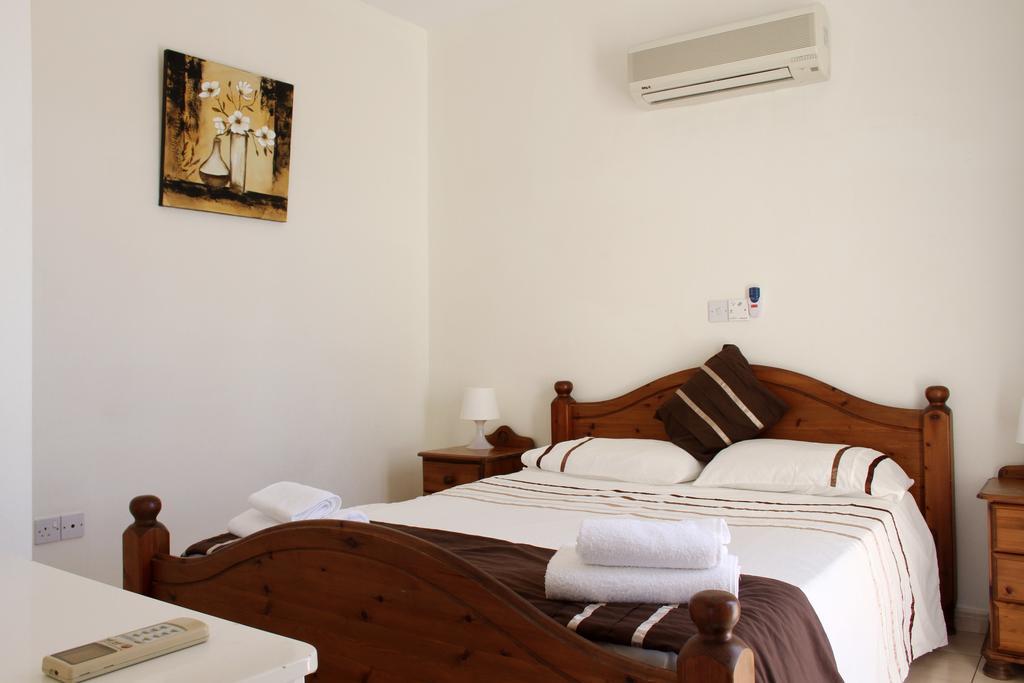Constantia Gardens Apartments Paphos Exteriör bild